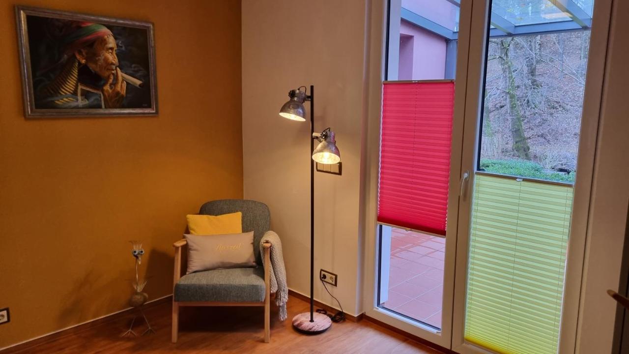 Ferienhaus Rehblick - Direkt In Der Natur, Mit Lesezimmer Und Zwei Terrassen Friedrichroda Exterior photo